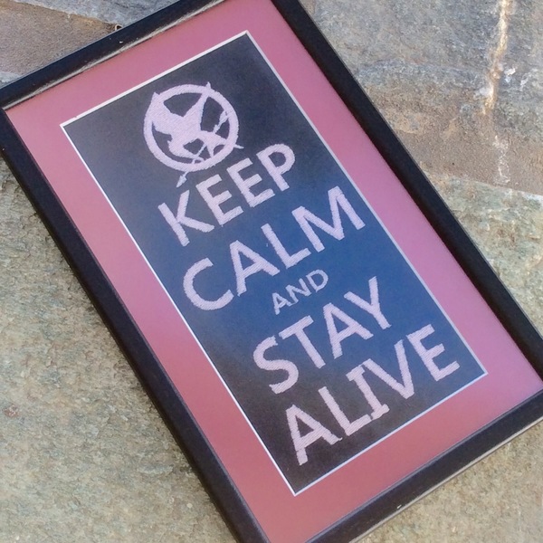 Keep Calm and Stay Alive..κάδρο με κέντημα! - ύφασμα, διακοσμητικό, ξύλο, πίνακες & κάδρα, αγάπη, κορδόνια, δωράκι, Black Friday - 2