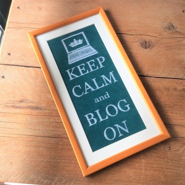 Keep Calm and Blog on..Κάδρο με κέντημα! - ύφασμα, διακοσμητικό, ξύλο, πίνακες & κάδρα, σπίτι, αγάπη, κορδόνια, δωράκι, ξύλινο, κρεμαστά, Black Friday