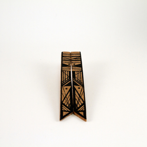Ξύλινα σκουλαρίκια με γεωμετρικό μοτίβο "December" - ξύλο, μακρύ, σκουλαρίκια, γεωμετρικά σχέδια, minimal