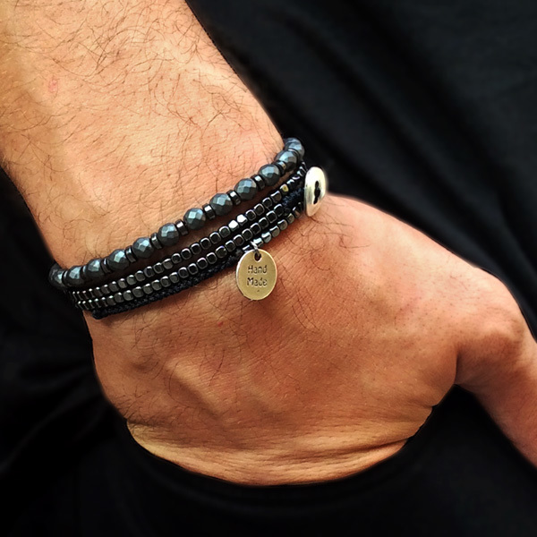 Τριπλό βραχιόλι αντρικό από αιματίτη - chic, unisex, χειροποίητα, αιματίτης, κουμπί, κορδόνια, πολύσειρα, αυξομειούμενα, χάντρες, rock, κοσμήματα, βραχιόλια - 2