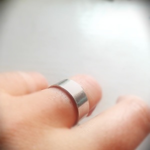silver ring band 0.7| χειροποιητο δαχτυλιδι ασημι minimal unisex - chic, μονόχρωμες, fashion, vintage, κλασσικό, μόδα, ιδιαίτερο, μοναδικό, μοντέρνο, ανδρικά, μέταλλο, χειροποίητα, σφυρήλατο, εντυπωσιακό, minimal, must, μικρά, unisex, υποαλλεργικό, ευκολοφόρετο, διαχρονικό, amano, contemporary, trend, αυξομειούμενα, φθηνά - 2
