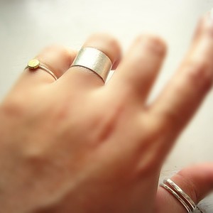 silver ring band 1.0| χειροποιητο δαχτυλιδι ασημι minimal unisex - chic, μονόχρωμες, fashion, vintage, κλασσικό, μόδα, ιδιαίτερο, μοναδικό, μοντέρνο, ασήμι 925, ανδρικά, μέταλλο, χειροποίητα, σφυρήλατο, σφυρήλατο, εντυπωσιακό, minimal, must, unisex, υποαλλεργικό, ευκολοφόρετο, διαχρονικό, amano, contemporary, νεανικό, trend, αυξομειούμενα - 3
