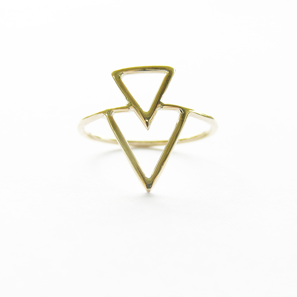 Δαχτυλίδι μίνιμαλ "double triangle ring" - επιχρυσωμένα, ασήμι 925, δώρο, δαχτυλίδι, γεωμετρικά σχέδια, χειροποίητα, minimal, μικρά, gift, σταθερά, επιχρύσωση 14κ, Black Friday, δώρα για γυναίκες - 2
