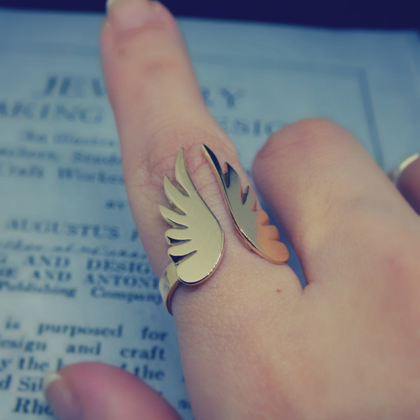 "Angel Wings" Χειροποίητο δαχτυλίδι επάργυρο ή επίχρυσο 18Κ με φτερά αγγέλου! - chevalier, επιχρυσωμένα, επάργυρα, ορείχαλκος, μπρούντζος, vintage, rock, personalised, φτερό, αυξομειούμενα, δώρα για γυναίκες, φθηνά, μικρά, μικρά - 5