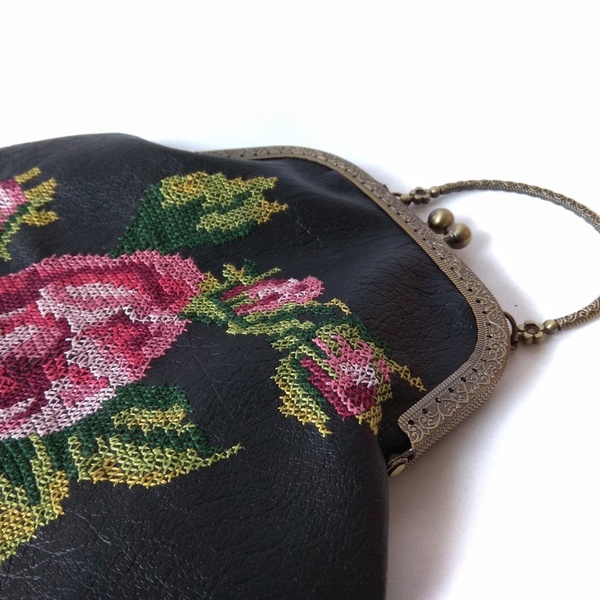 Κεντημένη τσάντα - La vie en rose - - ύφασμα, vintage, clutch, romantic, all day, δερματίνη - 3