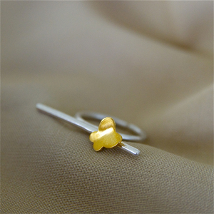 δαχτυλίδι κλαδί με πεταλούδα από ασήμι 925 με επιχρύσωμα, σειρά "Twig" - αυξομειούμενα, πεταλούδα, βεράκια, ασήμι 925