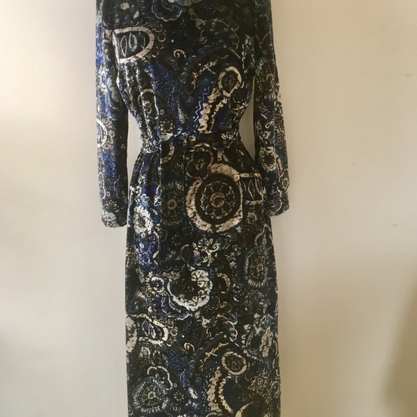 Φόρεμα μάξι βελούδο μπλε φλοράλ, μακρύ μανίκι, λαιμόκοψη, ζώνη αποσπώμενη - βελούδο, φλοράλ - 4