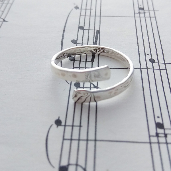 Ανοιχτό δαχτυλίδι από ασήμι. Open silver ring - ασήμι, χειροποίητα, μικρά, boho, αυξομειούμενα, φθηνά - 4