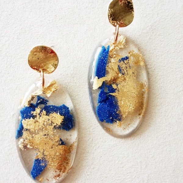 Οβάλ σκουλαρίκια με φύλλο χρυσού κ μπλε πηλό - statement, boho, μοδάτο, μεγάλα