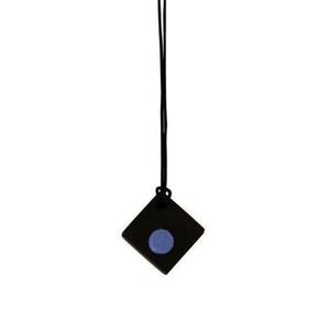 Κρεμαστό τετράγωνο μαύρο με μπλε μπίλια από Ελληνικό μάρμαρο και γρανίτη - ημιπολύτιμες πέτρες, charms