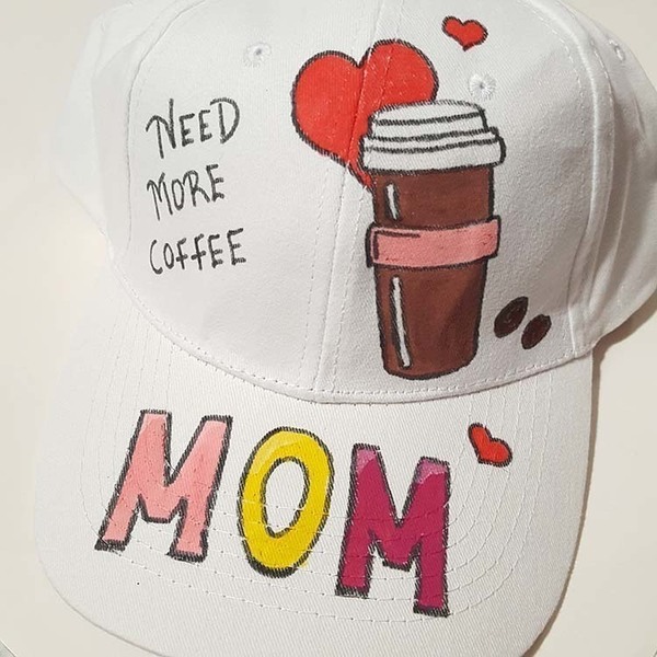 καπέλο jockey για την μαμά i need more coffee (χρειάζομαι περισσότερo καφέ) - όνομα - μονόγραμμα, μαμά, καπέλο - 2