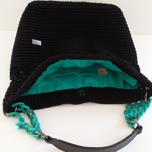 Μαύρη πλεκτή τσάντα με τυρκουάζ αλυσίδα - καλοκαιρινό, ώμου, μεγάλες, πλεκτές τσάντες - 2