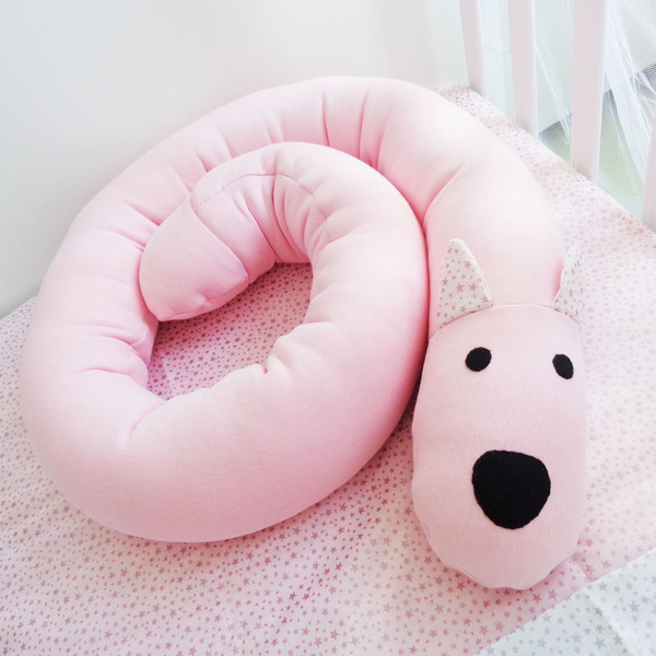 Προστατευτικό μαξιλάρι για την κούνια ή το κρεβάτι - κορίτσι, σκυλάκι, μαξιλάρια, ζωάκια