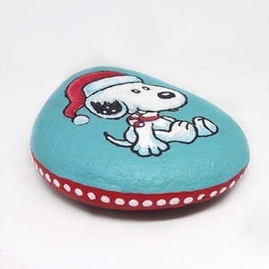 Χριστουγεννιάτικη διακοσμητική πέτρα Snoopy 7,5x6,5x2,5 εκ. - ζωγραφισμένα στο χέρι, διακοσμητικά, χριστουγεννιάτικα δώρα, άγιος βασίλης - 3