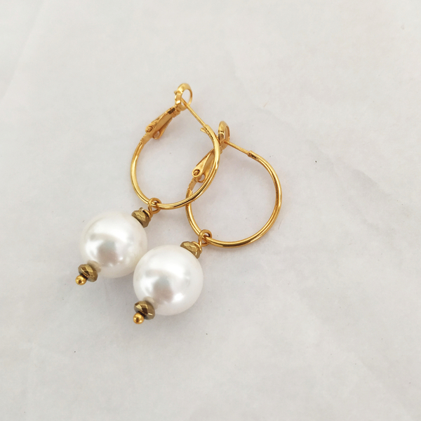 Σκουλαρίκια "hoops pearls" - επιχρυσωμένα, ορείχαλκος, κρίκοι, μικρά, πέρλες, φθηνά