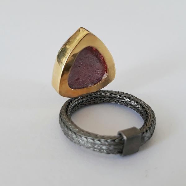 Ruby Triangle Ring - Ασημένιο Τρίγωνο Δαχτυλίδι με Ρουμπίνι - επιχρυσωμένα, ασήμι 925, γεωμετρικά σχέδια, μεγάλα, επιπλατινωμένα - 4