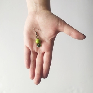 Σκουλαρίκια κοντά κρεμαστά πράσινες αποχρώσεις - γυαλί, πηλός, κρεμαστά - 2
