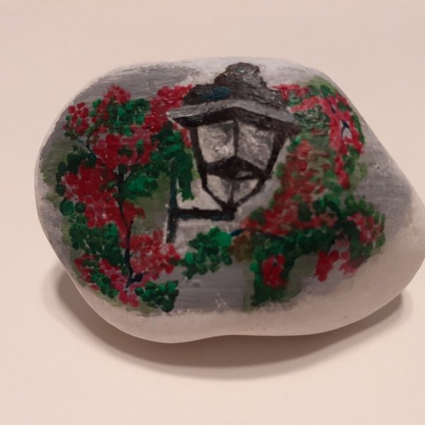 Το φανάρι, Ζωγραφισμένο σε πέτρα θαλάσσης - πέτρα, διακοσμητικές πέτρες
