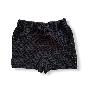 Πλεκτό σορτσάκι σε μαύρο χρώμα - crochet