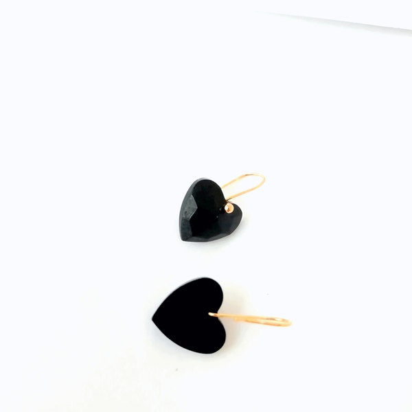 Μικρά μαύρα σκουλαρίκια καρδιές Love / Tiny Dangles Black - ασήμι, γυαλί, επιχρυσωμένα, καρδιά, μικρά, κρεμαστά, γάντζος, φθηνά - 2
