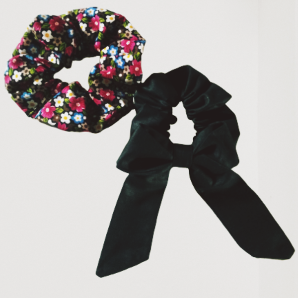 Σετ λαστιχάκια μαλλιών/ scrunchies με μαύρο φιόγκο και floral μοτίβο. - μαλλιά, φλοράλ, λαστιχάκια μαλλιών