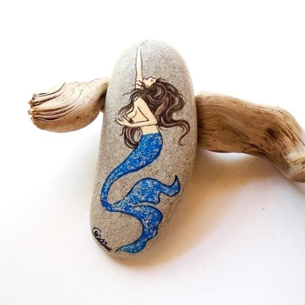 Διακοσμητική πέτρα, ζωγραφισμένη στο χέρι με γοργόνα. - ζωγραφισμένα στο χέρι, γοργόνα, διακοσμητικές πέτρες - 2