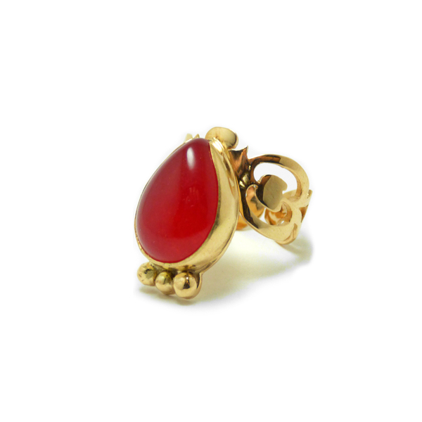 " Magic Jade " - Χειροποίητο επίχρυσο δαχτυλίδι με κόκκινο Ιαδεΐτη. - ημιπολύτιμες πέτρες, επιχρυσωμένα, νεφρίτης, boho, boho, αυξομειούμενα