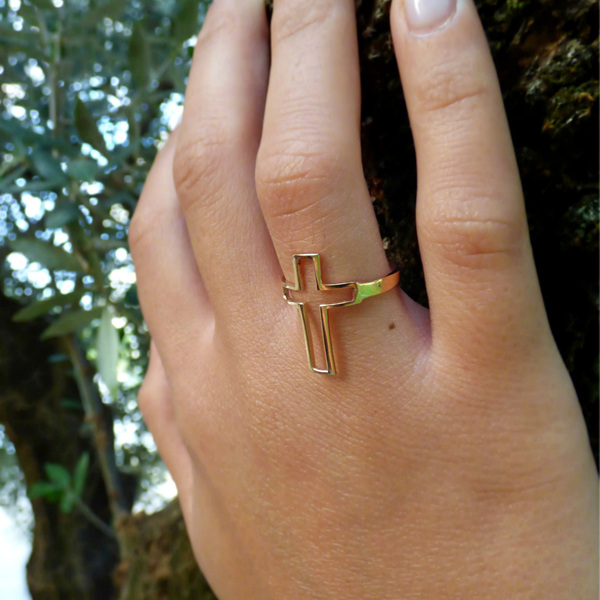 " Cross Ring " - Χειροποίητο επίχρυσο - επάργυρο δαχτυλίδι σε σχήμα σταυρού...! - επιχρυσωμένα, επάργυρα, σταυρός, minimal, μικρά, σταθερά - 4