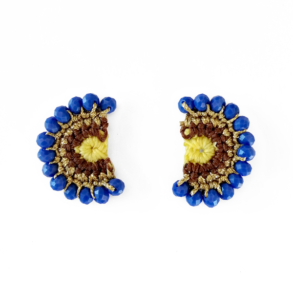 Πλεκτά σκουλαρίκια "Ηλέκτρα" κίτρινα με μπλε χάντρα - κερωμένα κορδόνια, καρφωτά, πλεκτά