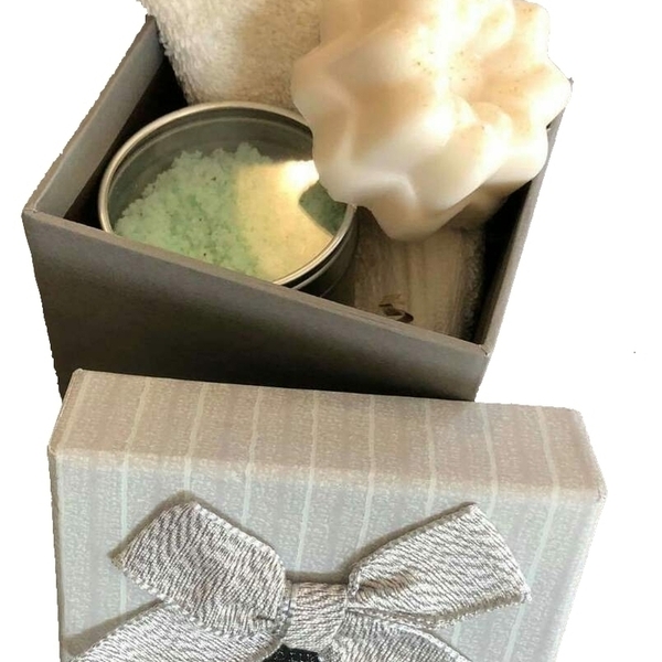 Gift boxaki Gray - σαπούνια