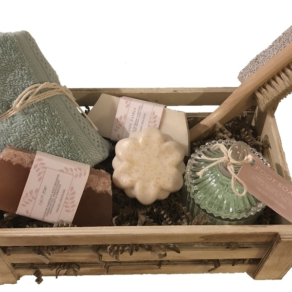Gift Box ''Vanilla-Mint'' - σαπούνια