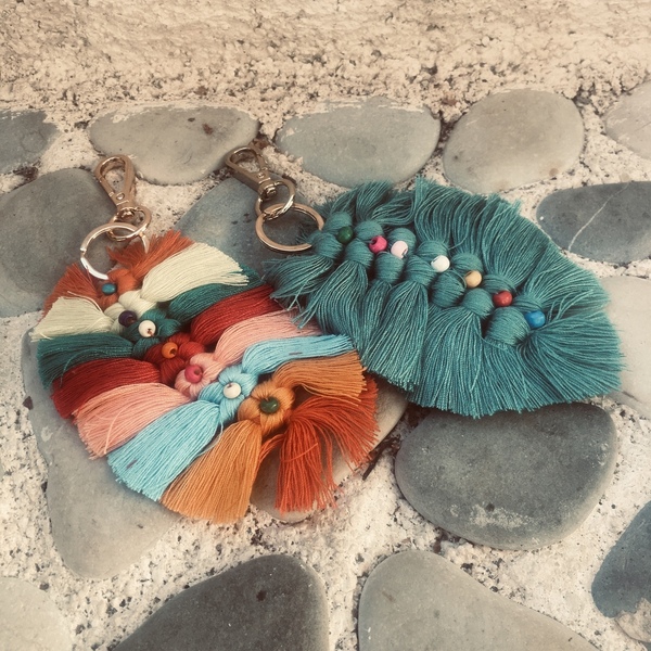 Μπρελόκ για τα κλειδιά πλεκτο- Knitted keychain multicolor - πλεκτά, αυτοκινήτου, σπιτιού - 3
