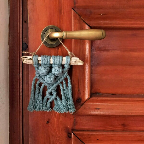 Boho mini μακραμέ κρεμαστό διακοσμητικό (011)