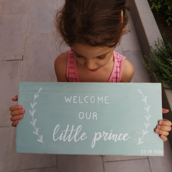 "Welcome our little prince" - Ξύλινη πινακίδα 40 × 20 εκ. για το βρεφικό / παιδικό δωμάτιο / δώρο γέννησης - αγόρι, μικρός πρίγκιπας, ταμπέλα, ξύλινα διακοσμητικά, δώρο γέννησης - 3