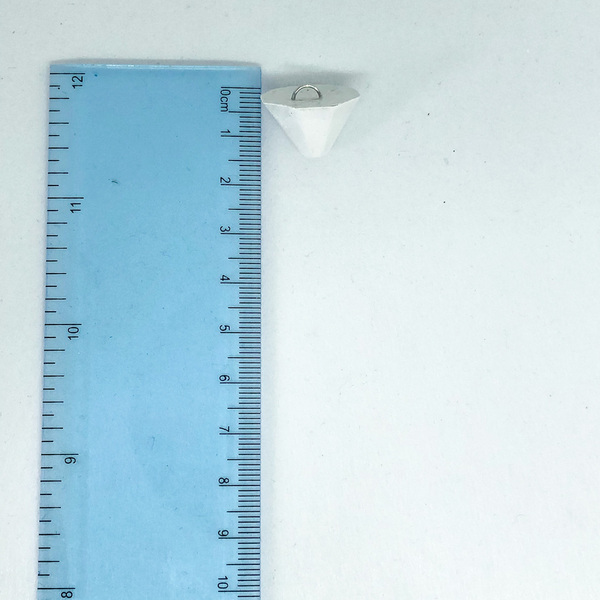 Σκουλαρίκια "Lope" σε σχήμα διαμαντιού κοντά από τσιμέντο - κρεμαστά, μεγάλα, φθηνά - 3
