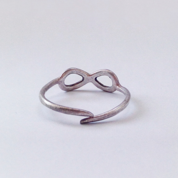 Επάργυρο χειροποίητο δαχτυλίδι άπειρο - επάργυρα, άπειρο, μικρά, μπρούντζος, αυξομειούμενα, φθηνά - 2