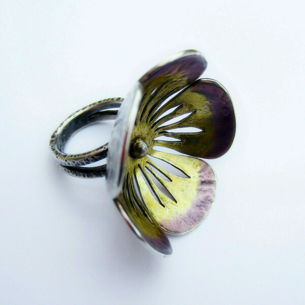 Μεγάλο ασημένιο δαχτυλίδι "Λουλούδι" με σμάλτο (2 χρώματα) - ασήμι, ασήμι 925, σμάλτος, λουλούδι, σταθερά, μεγάλα, δώρα γενεθλίων - 4
