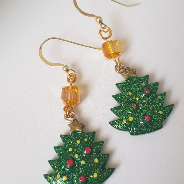 Σκουλαρίκια με έλατα και κρύσταλλο σε χρυσό χρώμα. - κρεμαστά, γάντζος, χριστουγεννιάτικα δώρα, δέντρο - 2