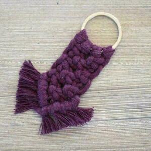Handmade macrame purple keychain - ζευγάρια, πλεκτά, αυτοκινήτου, σπιτιού