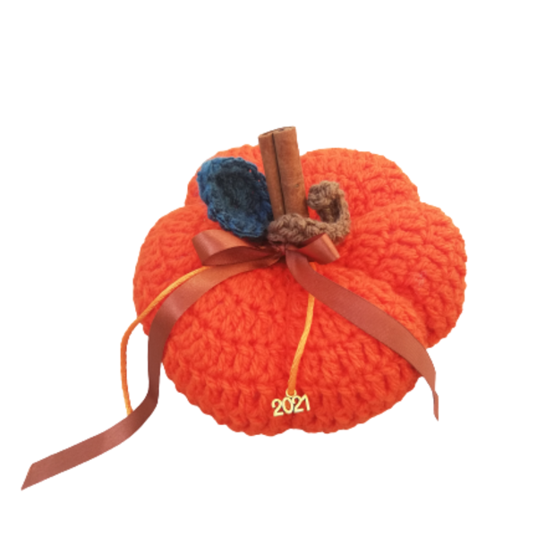 Πλεκτή Κολοκύθα Γούρι "2023" Πορτοκαλι! - charms, νήμα, διακοσμητικά, χριστουγεννιάτικα δώρα, κολοκύθα, γούρια - 2