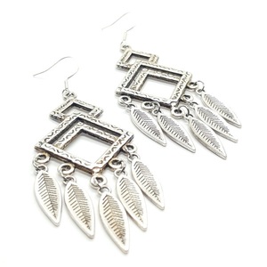 Boho σκουλαρίκια με επάργυρα φτερά - ασήμι, επάργυρα, boho, κρεμαστά, μεγάλα