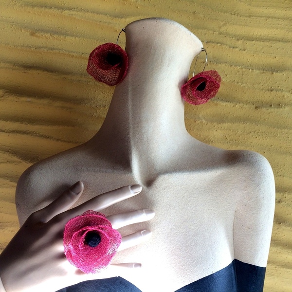 Σετ Σκουλαρίκια και Δαχτυλίδι "Παπαρούνες" από πλέγμα Τιτανίου - λουλούδι, μεγάλα, δώρα για γυναίκες, σετ κοσμημάτων - 2