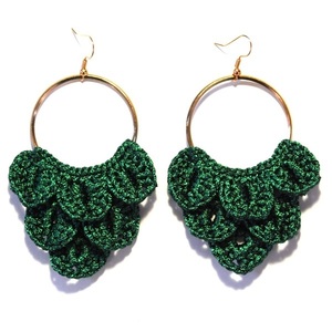 Crochet statement πράσινα σκουλαρίκια, μήκους 8,5 εκ., από νήμα - statement, crochet, χειροποίητα, κρεμαστά, μεγάλα, πλεκτά