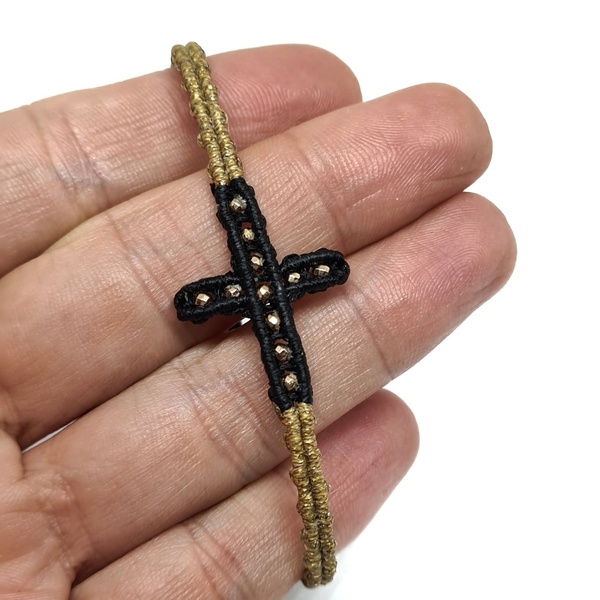 Μίνιμαλ βραχιόλακι σταυρός με αιματίτη - σταυρός, μακραμέ, boho, χεριού, αυξομειούμενα - 2