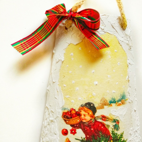 Ξύλινο διακοσμητικό κεραμίδι με χριστουγεννιάτικο τοπίο - ξύλο, ντεκουπάζ, δώρο, στολίδια - 2