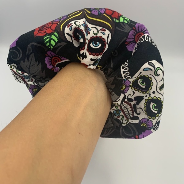 Σετ scrunchie & γυναικεία μάσκα σε rock pattern νεκροκεφαλές με αντιβακτηριδιακό ύφασμα στην πίσω όψη. - frida kahlo, σετ δώρου, μάσκες προσώπου - 4