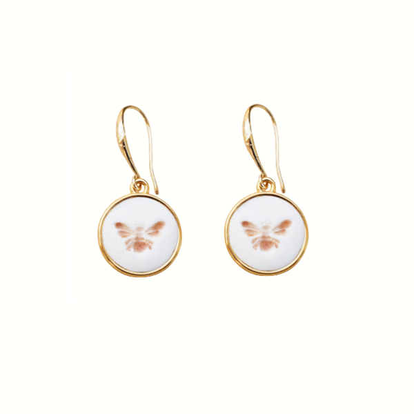 Lucky Bee Earrings | Χειροποίητα επίχρυσα σκουλαρίκια με μέλισσα (4εκ., επιχρυσωμένος ορείχαλκος, πηλός) - επιχρυσωμένα, ορείχαλκος, πηλός, κρεμαστά, γούρια