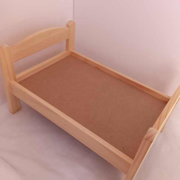 Ξύλινο κρεβατάκι με στρώμα για μικρά ζώα - μαξιλάρια - 3