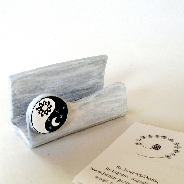 Θήκη για κάρτες, ζωγραφισμένη στο χέρι με Yin - Yang. - ζωγραφισμένα στο χέρι, πηλός, αξεσουάρ γραφείου