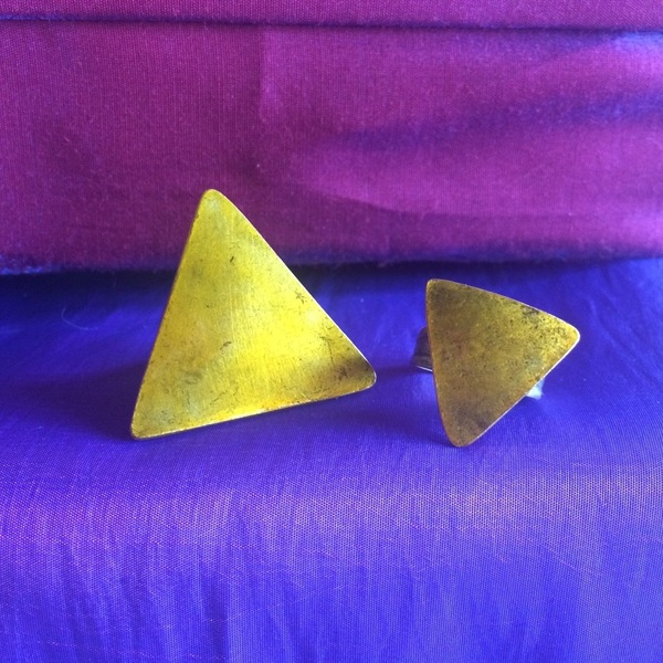Δαχτυλίδια "Τρίγωνο" από χρυσοβαμμένο αρζαντό - αλπακάς, μεγάλα, αυξομειούμενα, φθηνά - 4